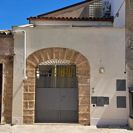 Casalavinaro Apartment